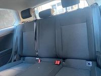 Gebraucht VW Golf VII 108 PS (79 kW) 2018 Schwarz Kombi