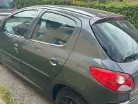 Gebraucht Peugeot 206+ 65 PS (47 kW) 2011 Grau Kleinwagen