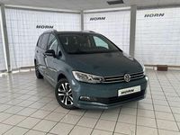 Gebraucht VW Touran 150 PS (110 kW) 2019 Petroleum blue metallic Van / Kleinbus