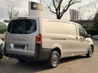 Gebraucht Mercedes Vito 136 PS (100 kW) 2020 Brillantsilber metallic Van