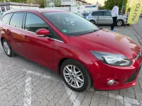 Usado Ford Focus Titanium 182 CV (133 kW) 2014 Rojo Familiar
