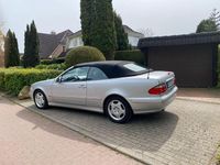 Gebraucht Mercedes CLK230 Elegance 197 PS (144 kW) 2001 Silber Coupé