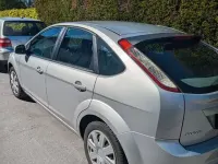 Gebraucht Ford Focus 101 PS (74 kW) 2009 Silber Limousine