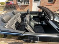 Gebraucht BMW 318 Cabriolet 143 PS (105 kW) 2010 Schwarz Cabrio