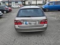 Gebraucht Mercedes E280 190 PS (139 kW) 2008 Gold Kombi