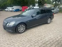 Gebraucht Mercedes E220 170 PS (125 kW) 2010 Grau Kombi