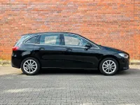 Gebraucht Mercedes B180 116 PS (85 kW) 2019 Schwarz Kleinwagen