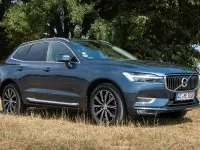 Gebraucht Volvo XC60 Inscription 235 PS (172 kW) 2021 Blau SUV
