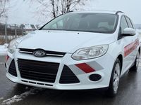 Gebraucht Ford Focus Trend 116 PS (85 kW) 2014 Weiß Limousine