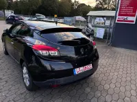 Gebraucht Renault Mégane Coupé Dynamique 131 PS (96 kW) 2009 Schwarz Coupé