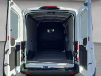 Neu Ford E-Transit Trend 135 kW (184 PS) 2026 Weiß Van