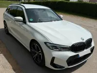 Gebraucht BMW 320 M Sport 190 PS (139 kW) 2024 Weiß Kombi