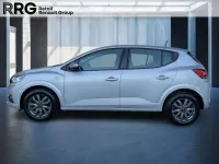 Używany Dacia Sandero Expression 101 KM (74 kW) 2024 Szary Sedan/Limuzyna