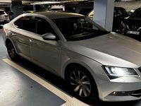 Gebraucht Skoda Superb 150 PS (110 kW) 2018 Silber Limousine