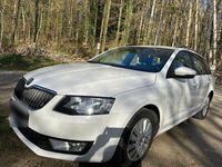 Gebraucht Skoda Octavia 150 PS (110 kW) 2013 Weiß Kombi