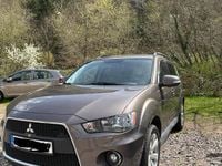 Gebraucht Mitsubishi Outlander 170 PS (125 kW) 2010 Gold SUV