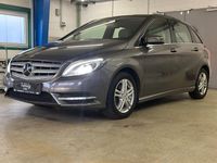 Gebraucht Mercedes B200 156 PS (114 kW) 2013 Grau Van / Kleinbus