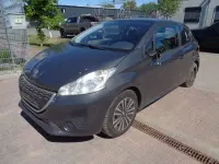 Gebraucht Peugeot 208 Active 82 PS (60 kW) 2014 Grau Kleinwagen