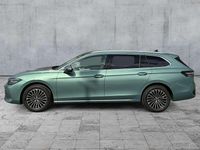 Gebraucht VW Passat Elegance 150 PS (110 kW) 2025 Maripositgrün metallic Kombi