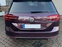 Gebraucht VW Passat Highline 190 PS (139 kW) 2015 Rot Kombi