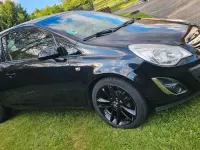 Usado Opel Corsa 101 HP (74 kW) 2011 Preto Citadino