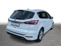 Gebraucht Ford S-MAX Titanium 190 PS (139 kW) 2020 Weiß Van / Kleinbus