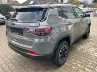 Gebraucht Jeep Compass 239 PS (175 kW) 2024 Grau SUV