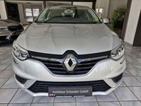 Gebraucht Renault Mégane IV Play 132 PS (97 kW) 2017 Grau Limousine