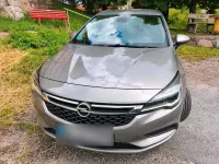 Gebraucht Opel Astra Edition 125 PS (91 kW) 2016 Grau Kombi