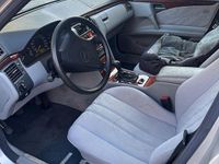 Gebraucht Mercedes 240 170 PS (125 kW) 1998 Silber Limousine