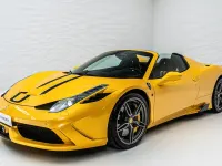 Gebraucht Ferrari 458 605 PS (444 kW) 2015 Gelb Cabrio
