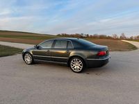 Second-hand VW Phaeton 224 CP (164 kW) 2008 Verde Berlinǎ