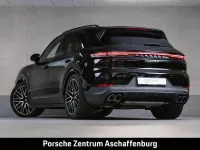 Gebraucht Porsche Cayenne S E-Hybrid 519 PS (381 kW) 2025 Schwarz SUV