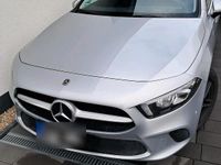 Gebraucht Mercedes A160 109 PS (80 kW) 2019 Silber Limousine