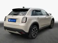 Gebraucht Fiat 600E La Prima 114 kW (156 PS) 2025 Cappucino beige metallic Limousine