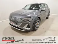 Gebraucht Audi e-tron Ambiente 369 kW (503 PS) 2022 Daytonagrau perleffekt SUV
