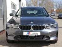 gebraucht BMW 318 318 i Touring Advantage LC-PROF. RFK ACC DR.ASSIST.