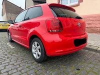 Gebraucht VW Polo 60 PS (44 kW) 2010 Rot Kleinwagen