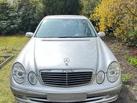 Gebraucht Mercedes E200 163 PS (119 kW) 2003 Silber Limousine