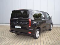 Neu VW T7 Style 170 PS (125 kW) 2025 Midnight black metallic Van