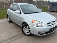 Gebraucht Hyundai Accent 97 PS (71 kW) 2007 Silber Limousine