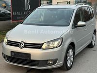 Gebraucht VW Touran Highline 170 PS (125 kW) 2012 Gold Van / Kleinbus