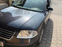 Gebraucht VW Passat 131 PS (96 kW) 2004 Schwarz Kombi