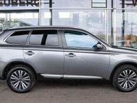 Gebraucht Mitsubishi Outlander 170 PS (125 kW) 2022 Silber SUV