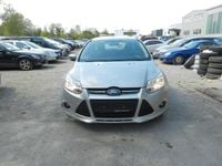 Usado Ford Focus Trend 120 CV (88 kW) 2011 Plateado Berlina