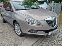 Usata Lancia Delta 120 CV (88 kW) 2009 Oro Utilitaria