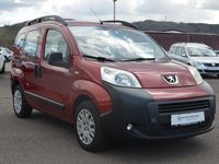 Gebraucht Peugeot Bipper Basis 73 PS (53 kW) 2010 Rot Van / Kleinbus