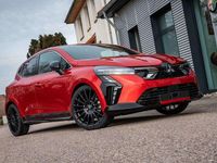 Neu Mitsubishi Colt Select 91 PS (66 kW) 2025 Rot Limousine