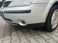 Gebraucht Ford Mondeo 120 PS (88 kW) 2003 Silber Kombi
