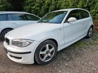 Gebraucht BMW 116 122 PS (89 kW) 2009 Weiß Kleinwagen